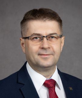 prof. dr hab. Paweł Grata